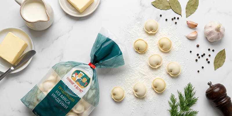 Упаковка замороженных пельменей из мяса индейки «Кулинар и Фермер»